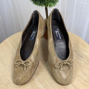 REDUCED!! Stuart Weitzman Ballerina Flats leather Shoes! Size 8.5M